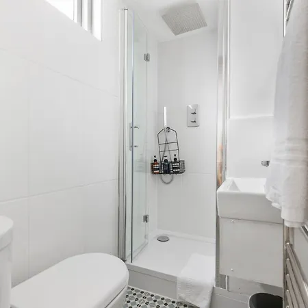Luxurious Studio Retreat - La Reserve Knightsbridge London Exterior photo