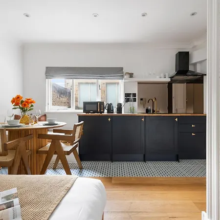 Luxurious Studio Retreat - La Reserve Knightsbridge London Exterior photo
