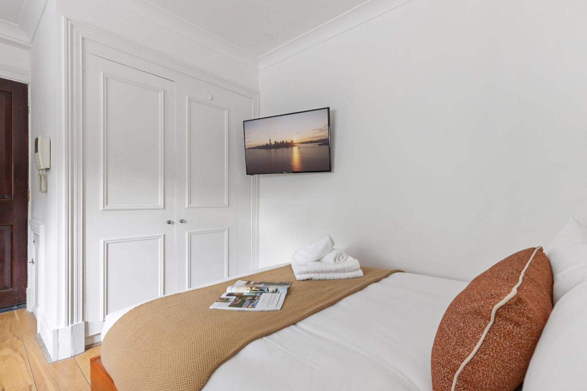 Luxurious Retreat - La Reserve Knightsbridge Appartement